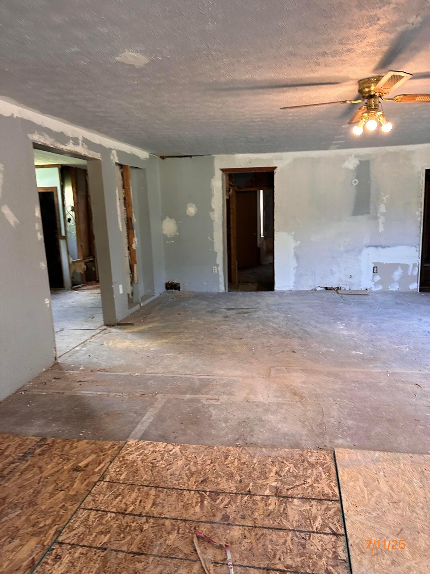 20971 Peoria Loop Road Raymond, OH 43067 - Photo 3 of 12 IMG_8388