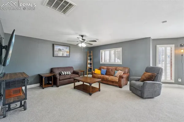 $400,000 | 1003 West Camino Al Cielo, Pueblo, CO 81007