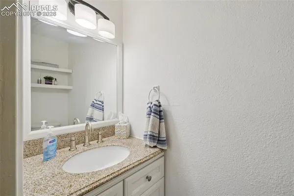 $400,000 | 1003 West Camino Al Cielo, Pueblo, CO 81007