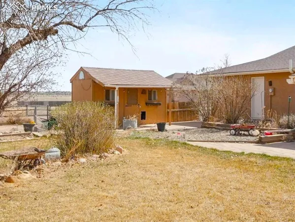 $400,000 | 1003 West Camino Al Cielo, Pueblo, CO 81007