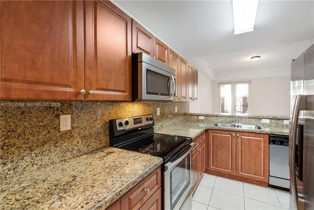 $2,700 | 14355 Southwest 11th Street, Unit 2604, Pembroke Pines, FL 33027