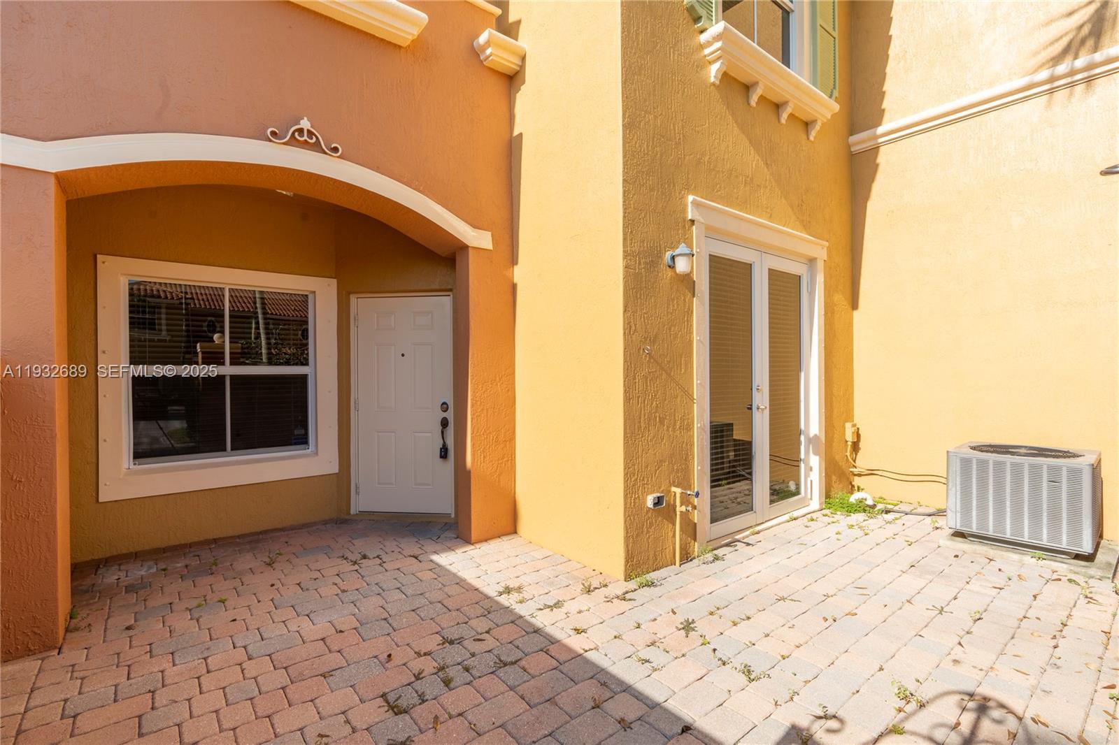 14355 Southwest 11th Street, Unit 2604 Pembroke Pines, FL 33027 - Photo 7 of 30