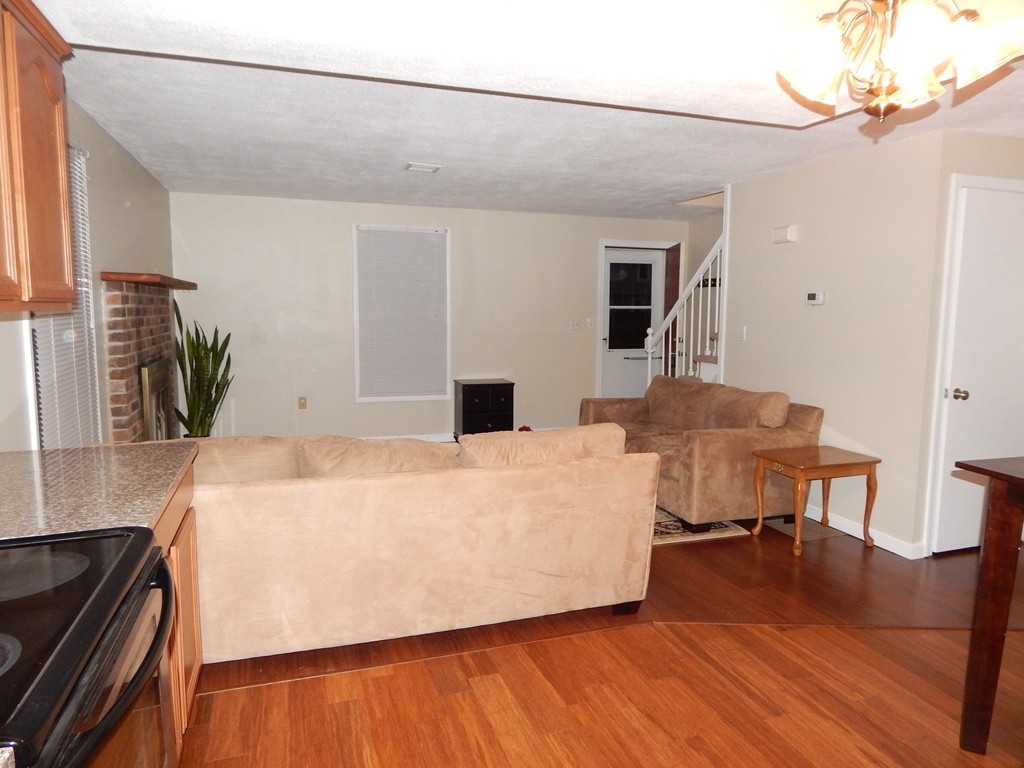 1430 Russell Road, Unit 1 Westfield, MA 01085 - Photo 5 of 30 Gallery Image 5