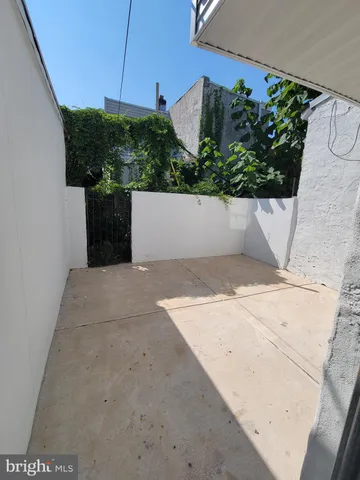 view of a outdoor space