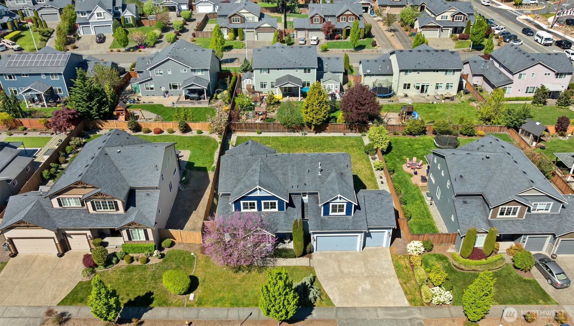 817 218th Street Southeast Bothell, WA 98021 - Photo 36 of 39
