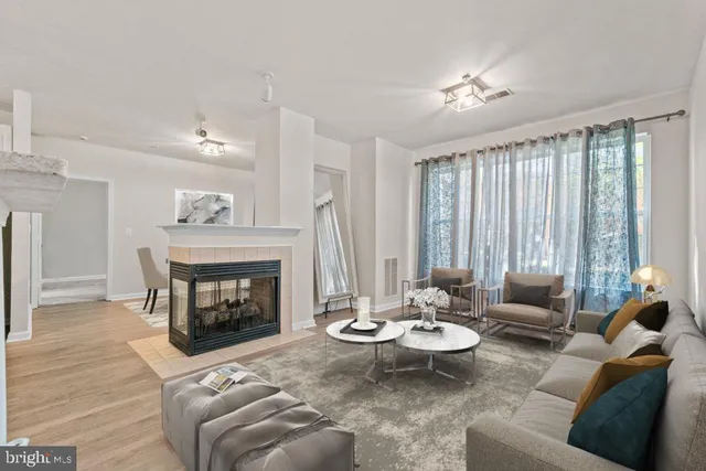 $350,000 | 400 Symphony Circle, Unit 74B, Cockeysville, MD 21030