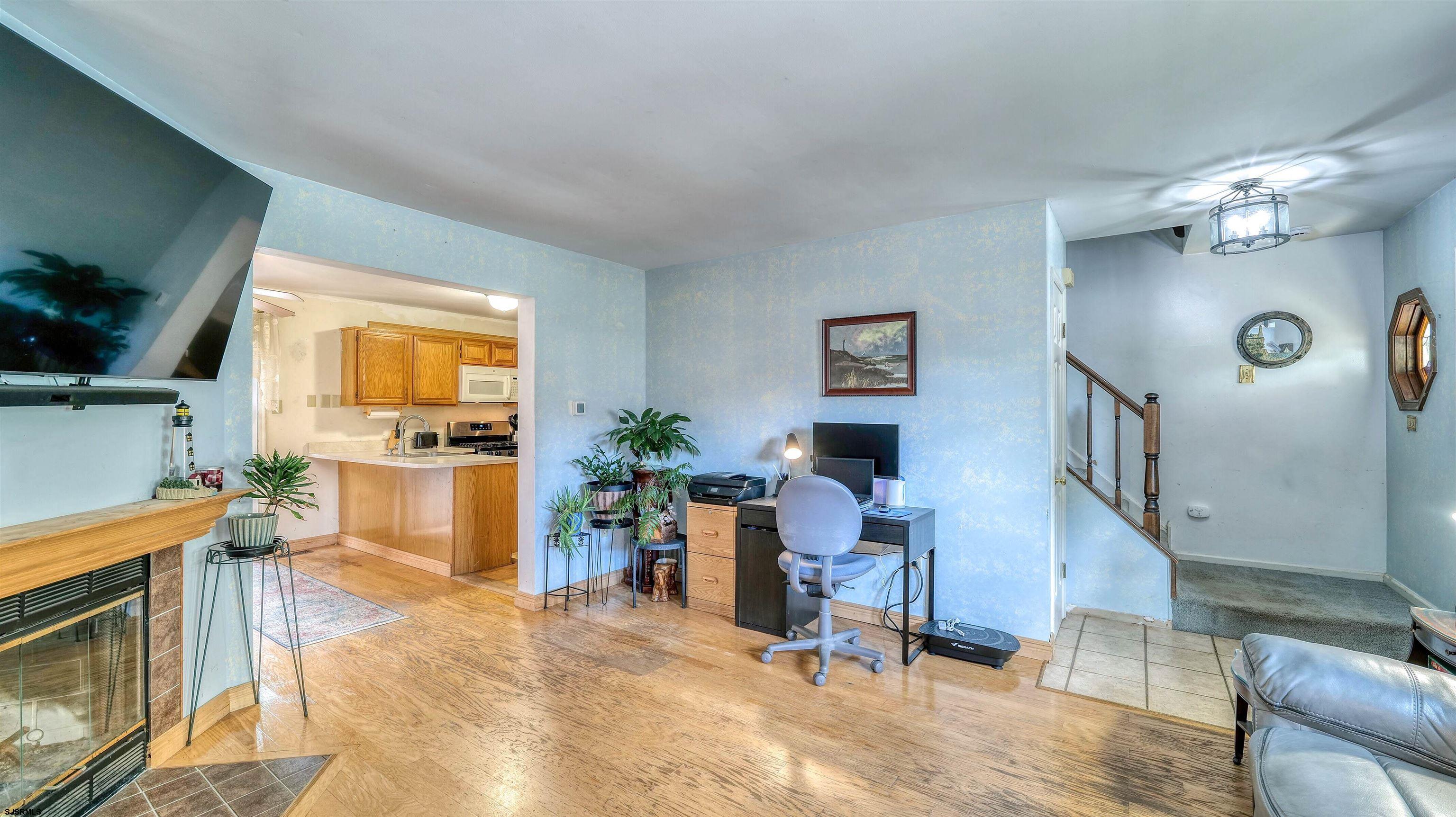 192 Exton Road Somers Point, NJ 08244 - Photo 3 of 25 Gallery Image 3