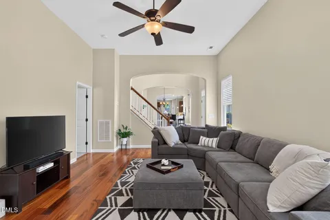 $579,000 | 1060 Kingston Grove Drive, Cary, NC 27519