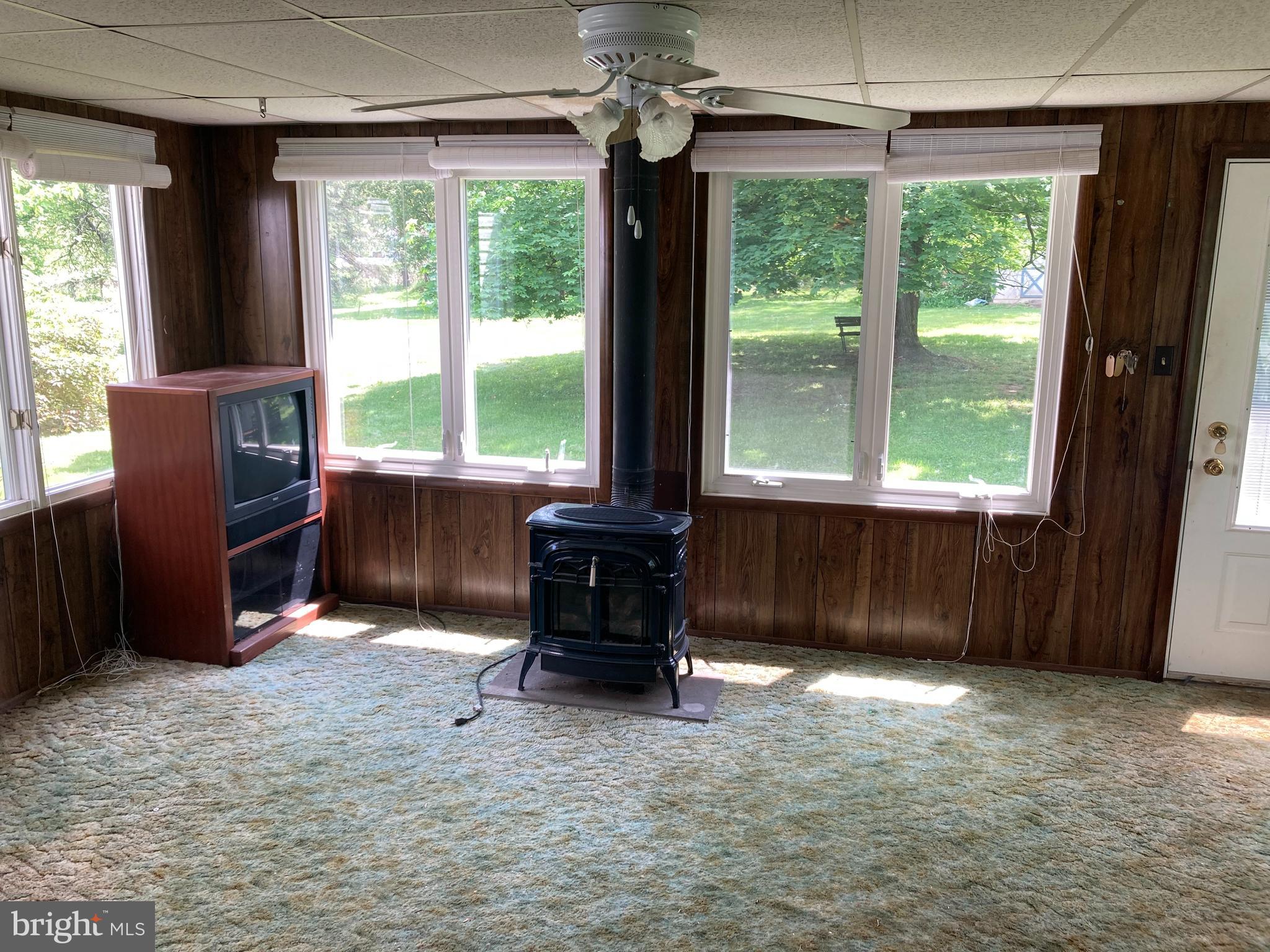 580 Jacksonville Road Warminster, PA 18974 - Photo 10 of 20 a living room with furniture and a window