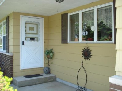 535 Cedar Street Southwest De Motte, IN 46310 - Photo 2 of 10 398x298