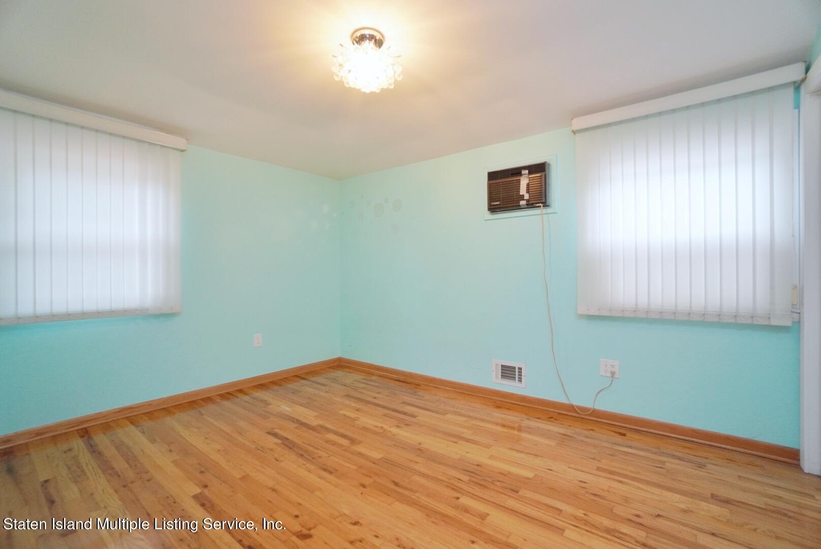 41 Rome Avenue Staten Island, NY 10304 - Photo 16 of 24 (16) BEDROOM 3