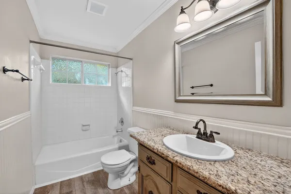 $2,395 | 1009 Oaklands Drive, Round Rock, TX 78681