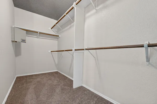 $2,395 | 1009 Oaklands Drive, Round Rock, TX 78681