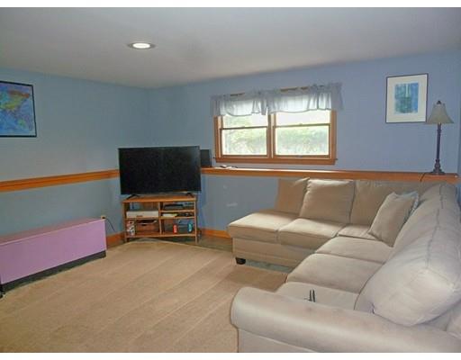 191 Bridge Road Northampton, MA 01062 - Photo 11 of 16