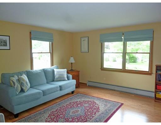 191 Bridge Road Northampton, MA 01062 - Photo 2 of 16