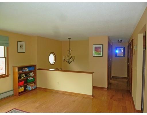 191 Bridge Road Northampton, MA 01062 - Photo 3 of 16