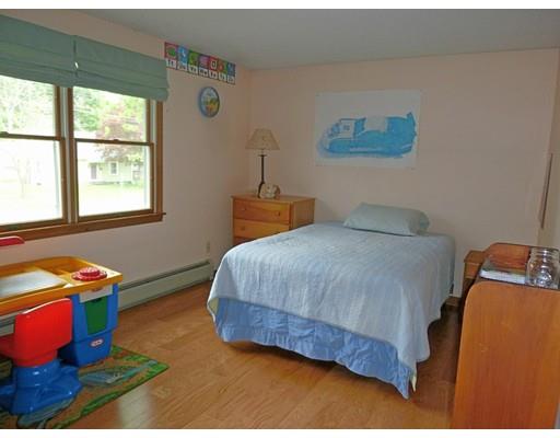 191 Bridge Road Northampton, MA 01062 - Photo 8 of 16