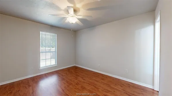 $1,150 | 1513 Hollow Hill Drive, Unit B, Bryan, TX 77802