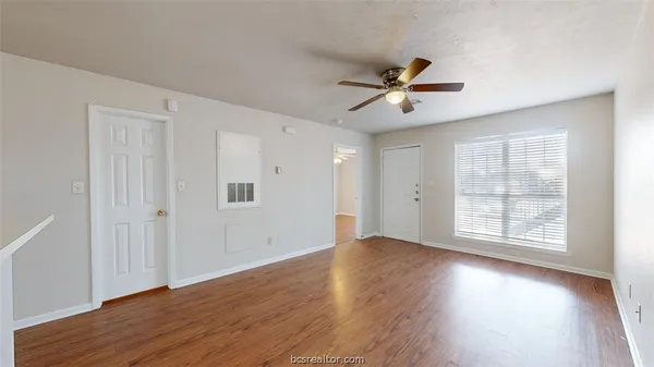 $1,150 | 1513 Hollow Hill Drive, Unit B, Bryan, TX 77802