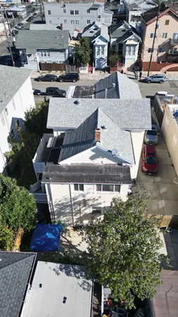 $850,000 | 1011 East 11th Street, Oakland, CA 94606