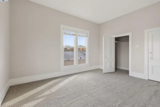 $850,000 | 1011 East 11th Street, Oakland, CA 94606