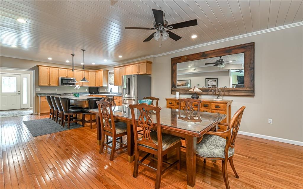 3617 Colmar Street Pittsburgh, PA 15213 - Photo 14 of 41 What a Great Space to host a Dinner Party