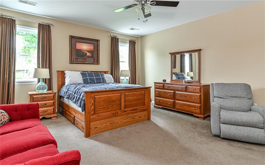 3617 Colmar Street Pittsburgh, PA 15213 - Photo 20 of 41 Primary Bedroom on Upper Level is 18x15