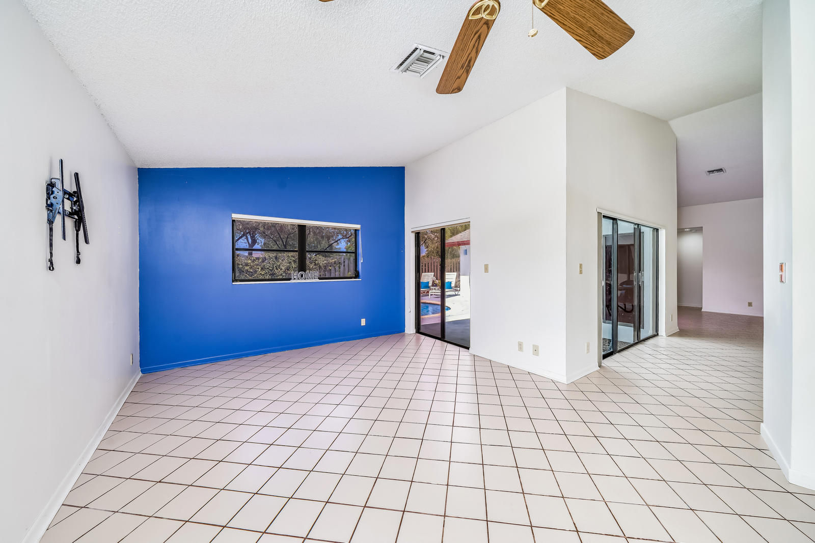 21464 Summertrace Circle Boca Raton, FL 33428 - Photo 37 of 77 Family Room