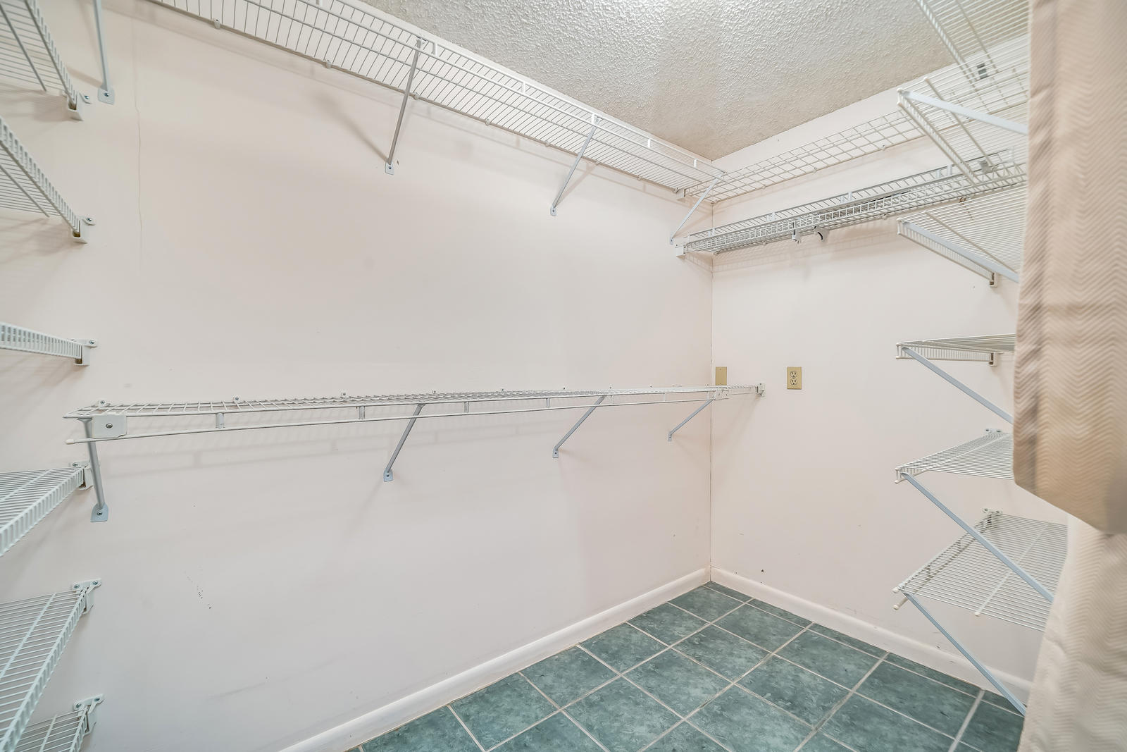 21464 Summertrace Circle Boca Raton, FL 33428 - Photo 53 of 77 huge walk in closet