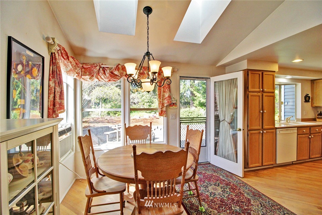15428 Southeast 182nd Street Renton, WA 98058 - Photo 11 of 24 Gallery Image 11