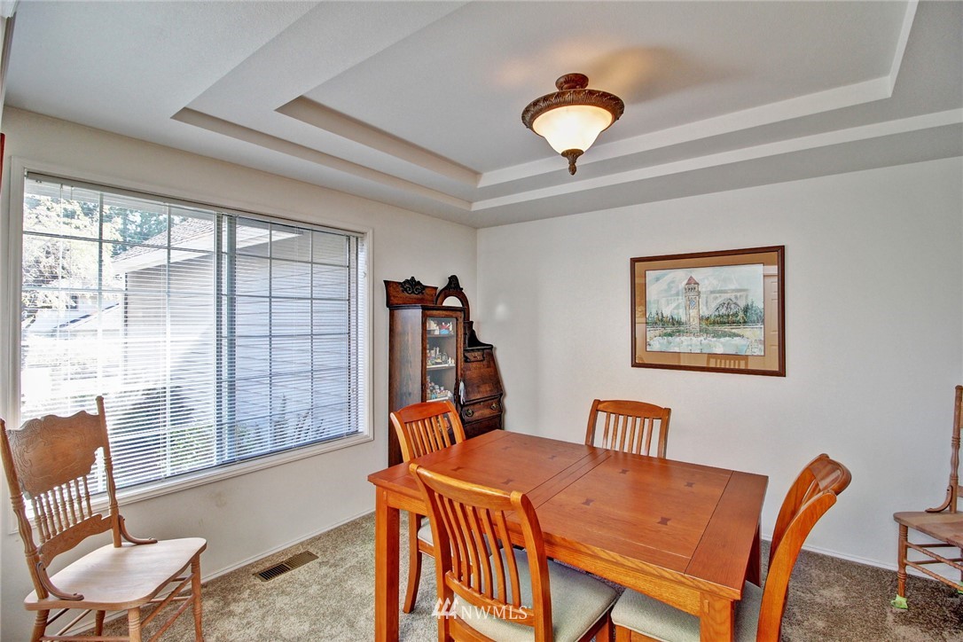 15428 Southeast 182nd Street Renton, WA 98058 - Photo 4 of 24 Gallery Image 4