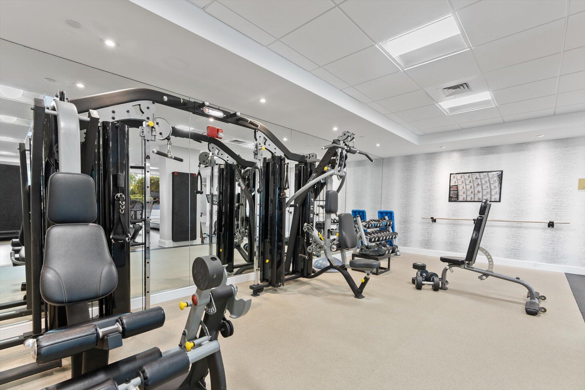 550 Southeast Mizner Boulevard, Unit B206 Boca Raton, FL 33432 - Photo 48 of 65 a view of a room with gym equipment