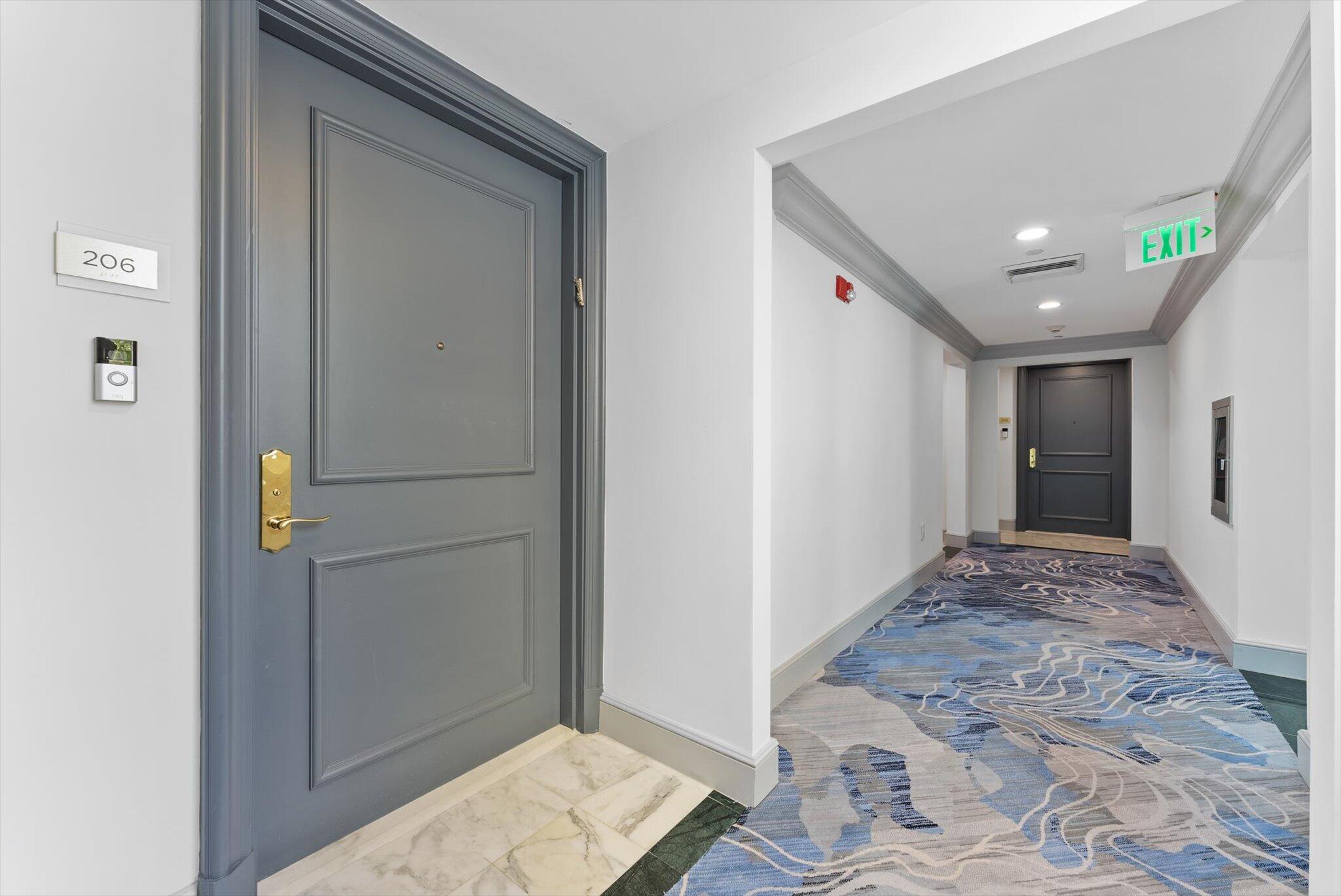 550 Southeast Mizner Boulevard, Unit B206 Boca Raton, FL 33432 - Photo 7 of 65 550 SE Mizner Blvd., B206