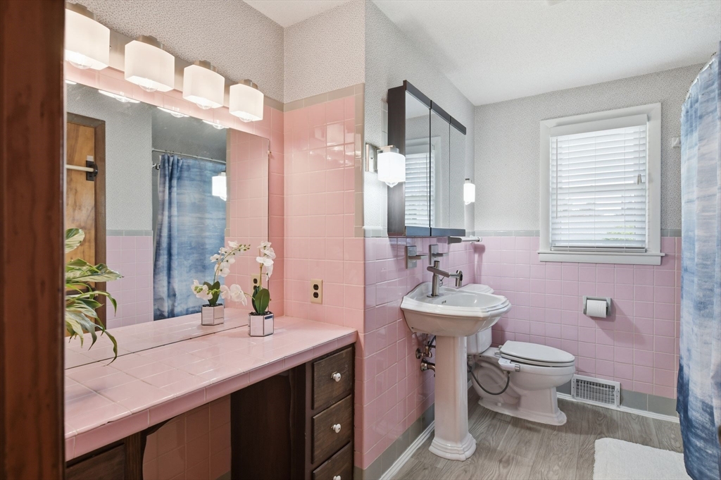 33 Druid Hill Road Springfield, MA 01129 - Photo 20 of 40