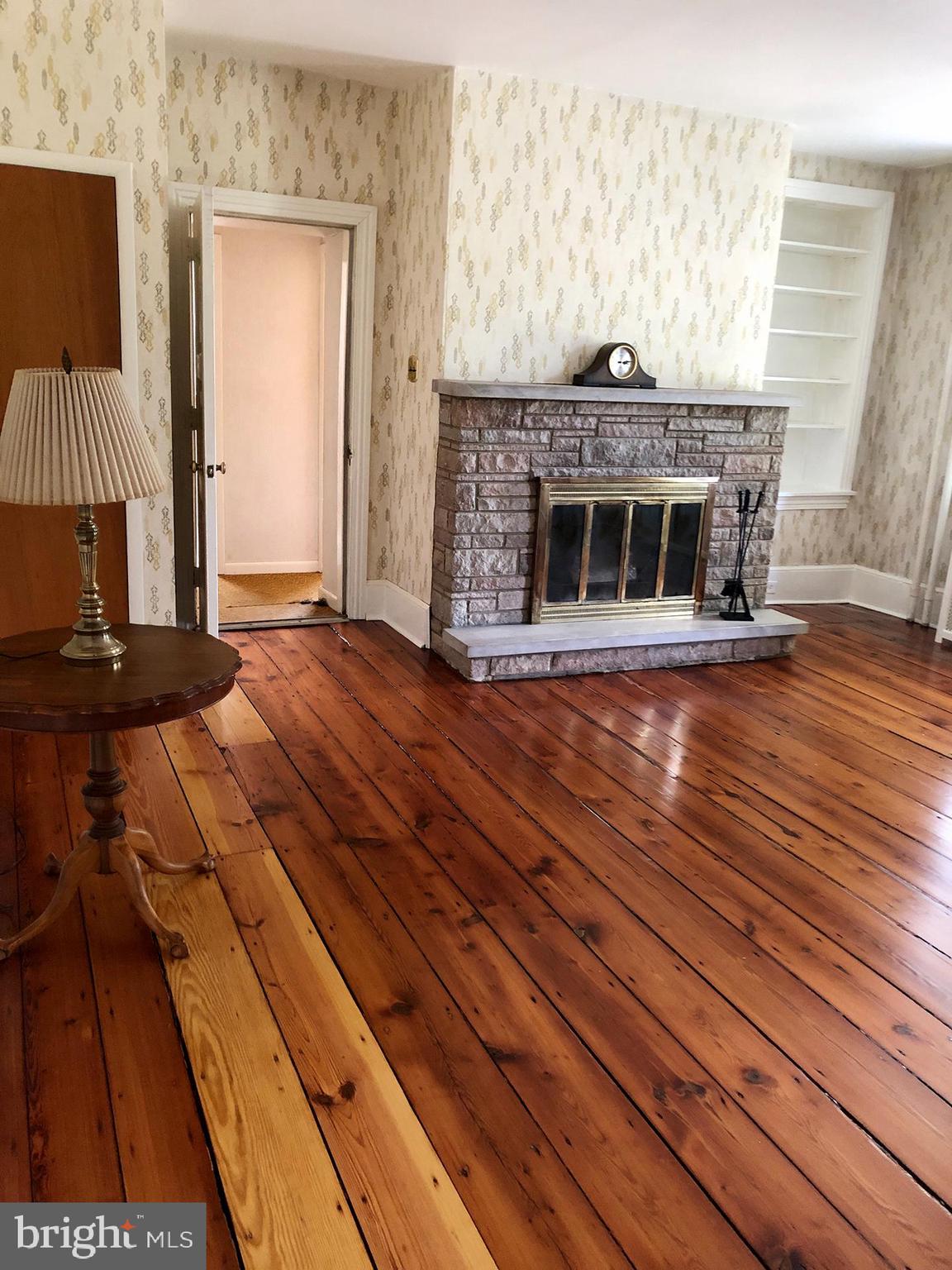 401 McGlynn Road Warminster, PA 18974 - Photo 11 of 25 TV Room