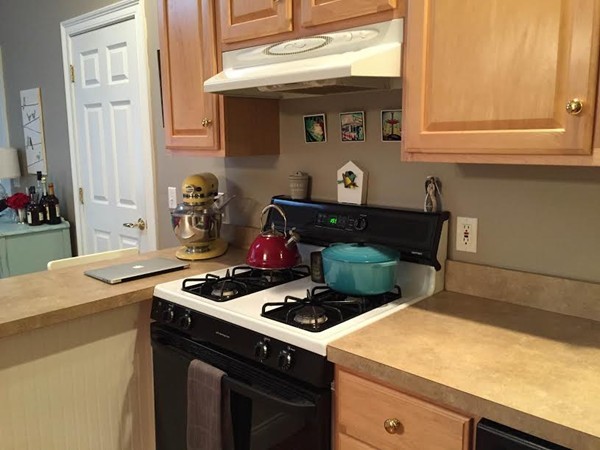 27 West Farms Road, Unit A Northampton, MA 01062 - Photo 4 of 17 Gallery Image 4