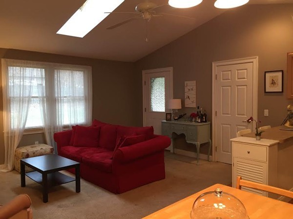 27 West Farms Road, Unit A Northampton, MA 01062 - Photo 9 of 17 Gallery Image 9