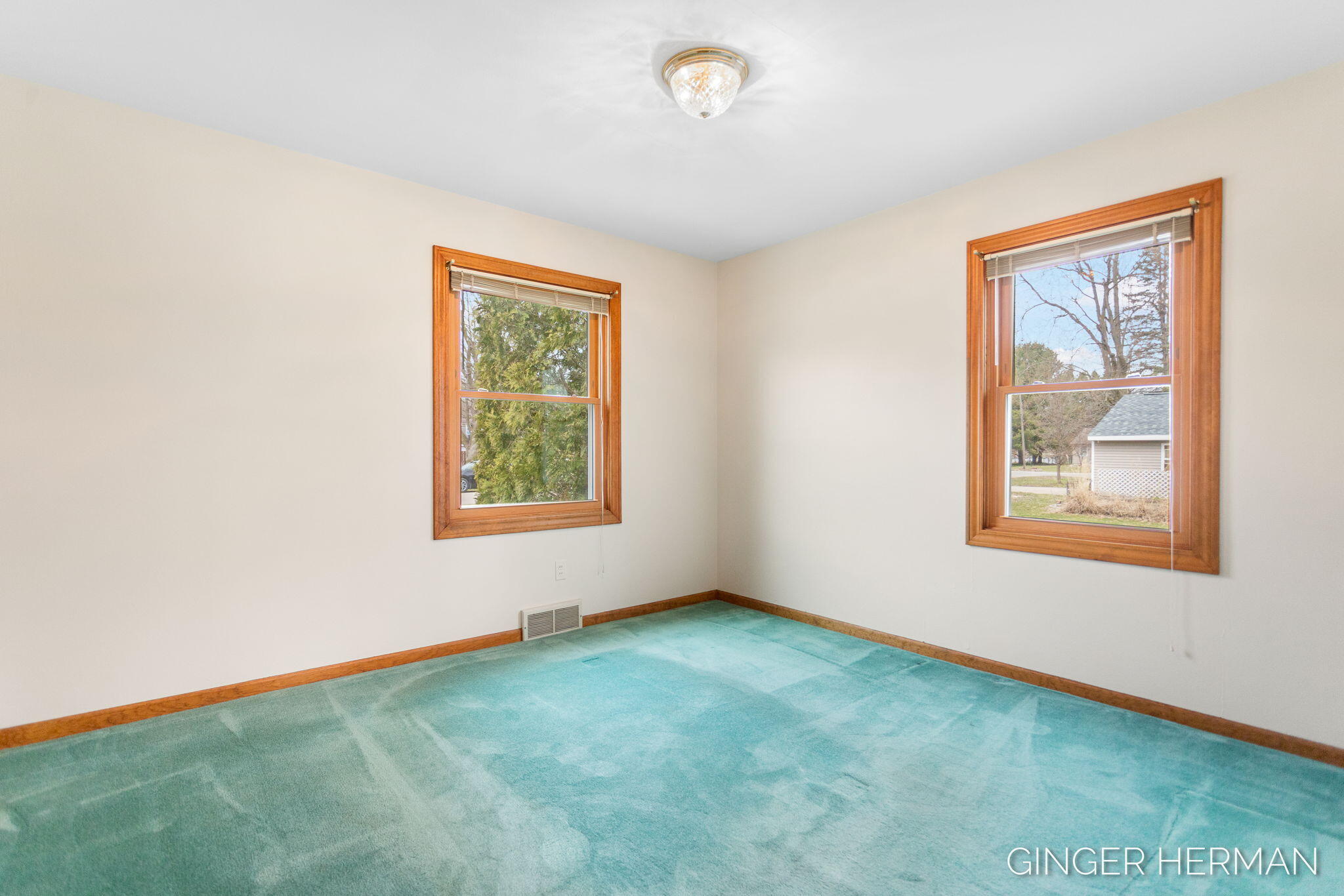 7708 Hazel Drive Jenison, MI 49428 - Photo 20 of 47 33-web-or-mls-7708-hazel-dr