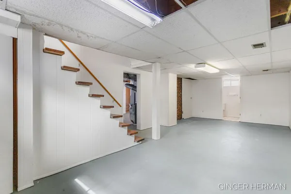 $315,000 | 7708 Hazel Drive, Jenison, MI 49428