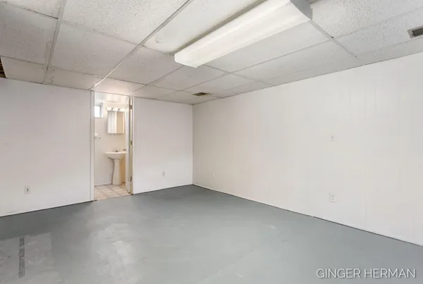 $315,000 | 7708 Hazel Drive, Jenison, MI 49428