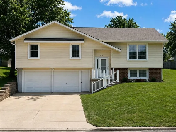 $269,000 | 614 West Torrance Street, Maryville, MO 64468