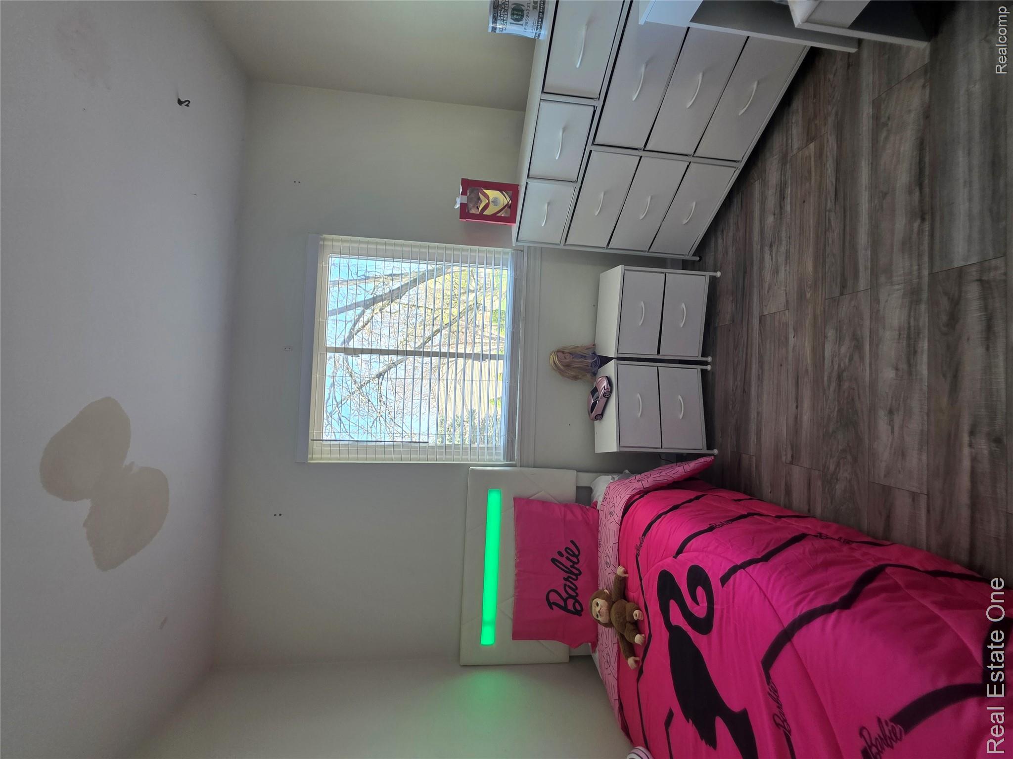 2898 Roundtree Drive Troy, MI 48083 - Photo 40 of 63