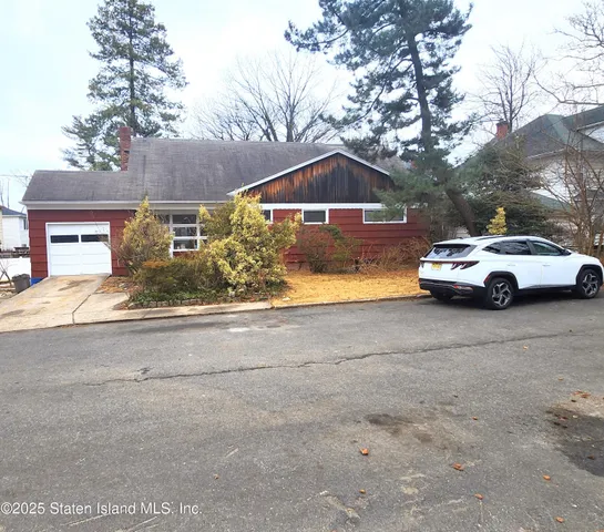 $849,900 | 17 Carolina Place | Westerleigh