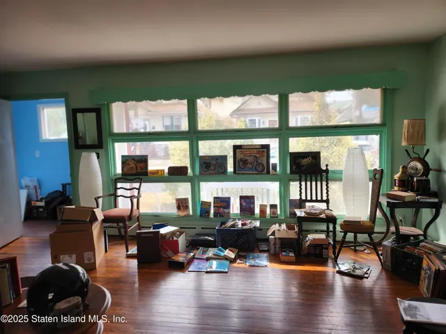 $849,900 | 17 Carolina Place | Westerleigh