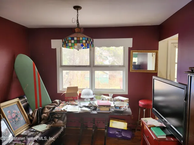 $849,900 | 17 Carolina Place | Westerleigh