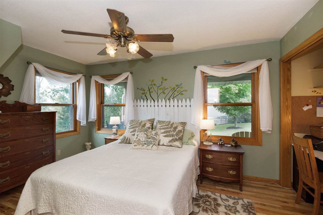 2318 Jordan Creek Road Northeast Solon, IA 52333 - Photo 19 of 43 Gallery Image 19