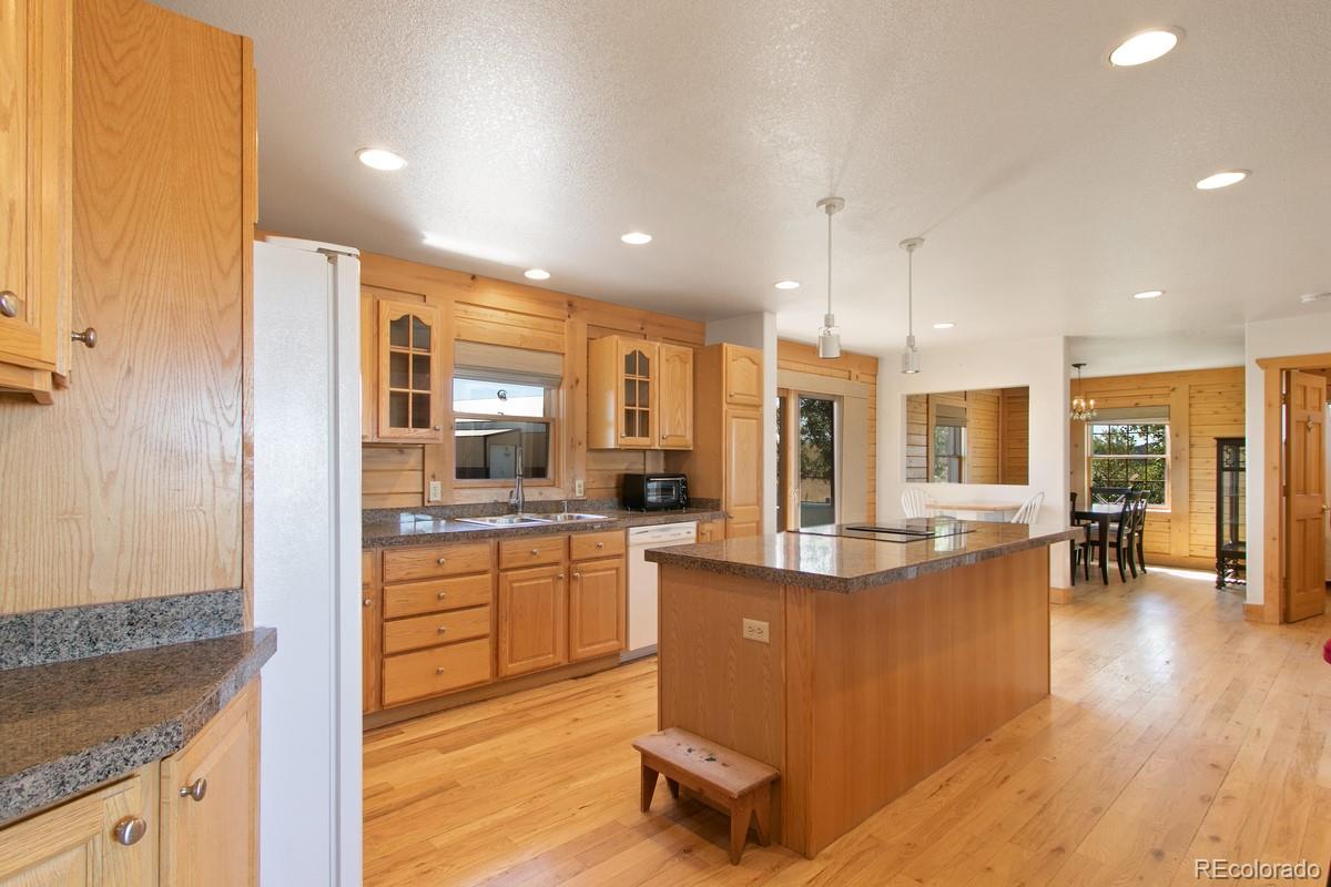 1090 South Quail Run Road Watkins, CO 80137 - Photo 15 of 37 Gallery Image 15