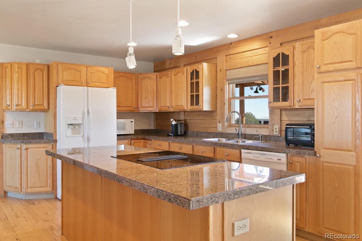 1090 South Quail Run Road Watkins, CO 80137 - Photo 17 of 37 Gallery Image 17