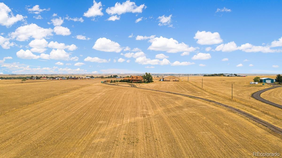 1090 South Quail Run Road Watkins, CO 80137 - Photo 3 of 37 Gallery Image 3
