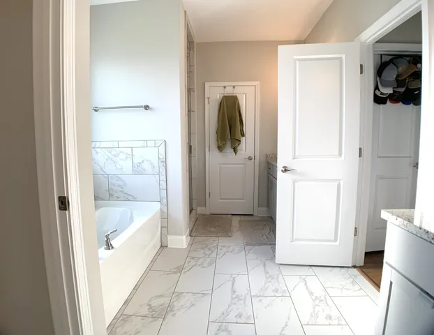 $2,700 | 585 Dexter Drive, Clarksville, TN 37043